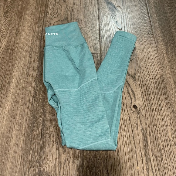 Alphalete Other - Alphalete women’s leggings